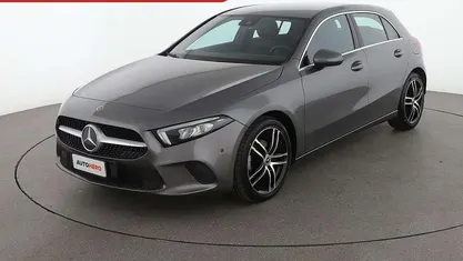 Usata Mercedes A180 116 CV (85 kW) 2019 Grigio Berlina