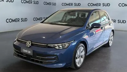 Usado VW Golf VIII Style 150 CV (110 kW) 2025 Azul Berlina