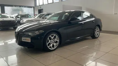 Usata Alfa Romeo Giulia Executive 160 CV (117 kW) 2020 Verde Berlina