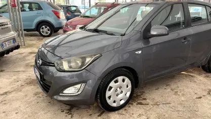 Usata Hyundai i20 Classic 85 CV (62 kW) 2014 Grigio Utilitaria