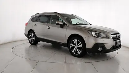 Usata Subaru Outback Premium 175 CV (128 kW) 2020 Station wagon