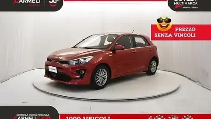 Usata Kia Rio Style 84 CV (61 kW) 2021 Rosso Berlina