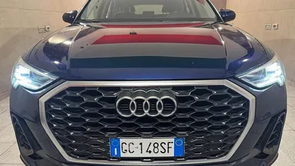 Usata Audi Q3 Business Plus 149 CV (109 kW) 2020 Blu SUV