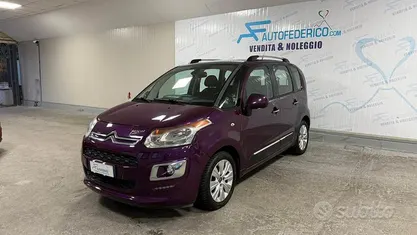 Usata 2015 Citroën C3 Picasso Exclusive Monovolume | 5990 € (Buon prezzo)