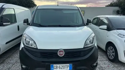 Usata Fiat Doblò 120 CV (88 kW) 2020 Bianco Monovolume