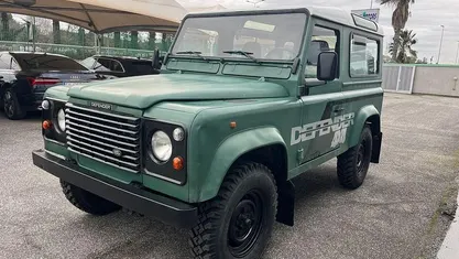 Usata Land Rover Defender 110 CV (80 kW) 1996 SUV