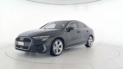 Nero mito metallizzato Usata 2024 Audi A3 S-Line Tre volumi | 31.900 € (Super prezzo)