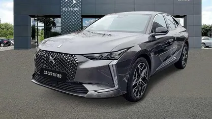 Grigio platino Nuova 2025 DS Automobiles DS4 Tre volumi | 29.000 € (Ottimo prezzo)