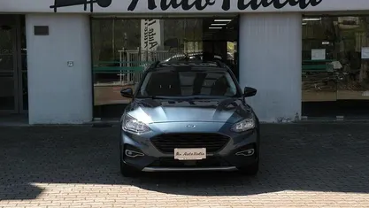 Usata Ford Focus Active 125 CV (91 kW) 2022 Blu Berlina