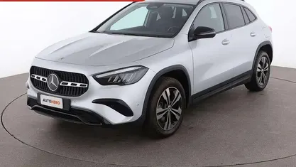 Usata Mercedes GLA250 Advanced 163 CV (119 kW) 2023 Argento SUV