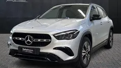 Argento Nuova 2025 Mercedes GLA200 Advanced Plus SUV | 42.538 € (Super prezzo)