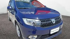 Blu Usata 2017 Dacia Sandero Lauréate Due volumi | 8500 € (Buon prezzo)