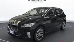 Usata 2025 BMW 218 Active Tourer Luxury Line Monovolume | 28.900 €
