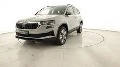 Grigio Usata 2022 Skoda Karoq Executive SUV | 21.900 € (Buon prezzo)