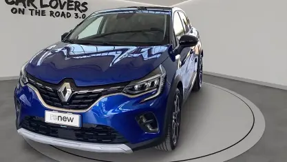 Usata Renault Captur Intens 101 CV (74 kW) 2023 Blu scuro SUV