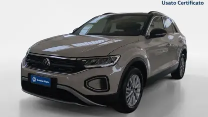 Usata VW T-Roc Life 150 CV (110 kW) 2023 SUV