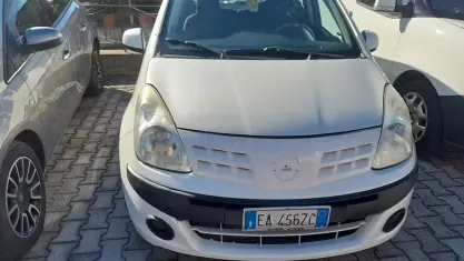 Usata Nissan Pixo 68 CV (50 kW) 2010 Bianco Utilitaria