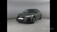 Verde Usata 2024 Audi A1 Sportback Business Due volumi | 24.300 € (Ottimo prezzo)