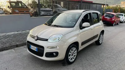 Usata Fiat Panda Lounge 80 CV (58 kW) 2014 Beige Utilitaria