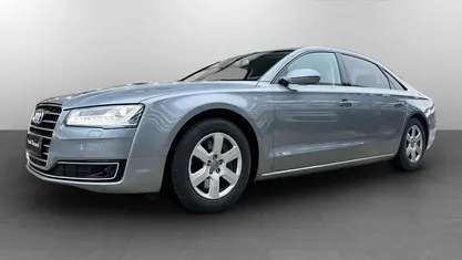 Usata Audi A8L Comfort 262 CV (192 kW) 2017 Colore exclusive Berlina