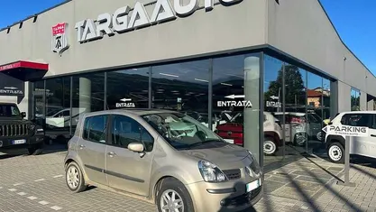 Usata Renault Modus Dynamique 75 CV (55 kW) 2007 Beige Monovolume