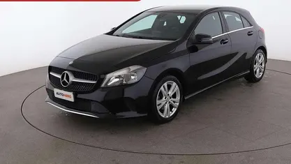 Usata Mercedes A180 110 CV (80 kW) 2016 Nero Berlina