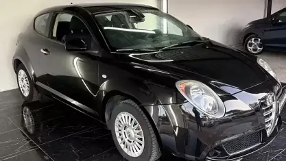 Usata Alfa Romeo MiTo Distinctive 77 CV (56 kW) 2014 Nero Utilitaria