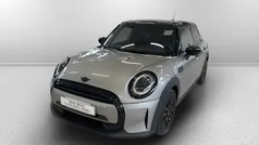 Argento Usata 2023 Mini Cooper Classic Due volumi | 26.500 € (Buon prezzo)