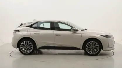 Usata DS Automobiles DS4 Trocadero 131 CV (96 kW) 2022 Grigiogrigio SUV
