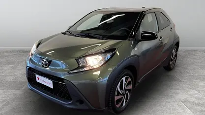 Verde Usata 2023 Toyota Aygo X Trend SUV | 14.790 € (Buon prezzo)