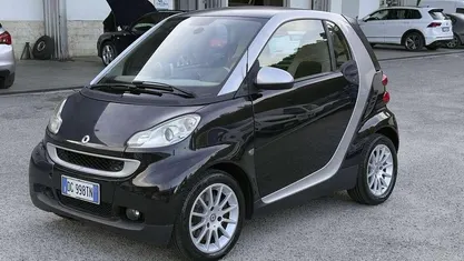 Nero Usata 2007 Smart ForTwo Coupé Passion Due volumi | 4900 € (Buon prezzo)