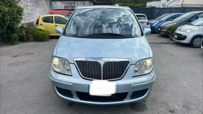 Usata Lancia Phedra 128 CV (94 kW) 2003 Bluazzurro Monovolume