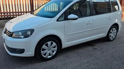 Usata VW Touran Highline 150 CV (110 kW) 2013 Bianco Monovolume