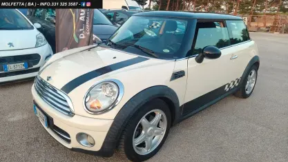 Usata Mini Cooper D Chili 109 CV (80 kW) 2008 Beige Utilitaria