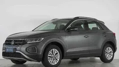 Grigio Usata 2024 VW T-Roc Life SUV | 29.800 € (Buon prezzo)