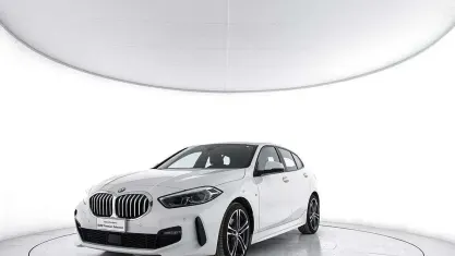 Usata BMW 118 M Sport 150 CV (110 kW) 2022 Bianco Utilitaria