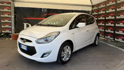 Usata Hyundai ix20 Comfort 90 CV (66 kW) 2011 Bianco Utilitaria