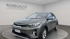 Grigio(met.) Usata 2021 Kia Stonic Urban SUV | 14.300 € (Buon prezzo)