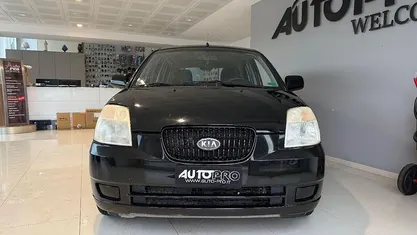 Usata Kia Picanto Light 64 CV (47 kW) 2005 Nero Utilitaria