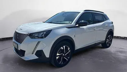 Bianco Usata 2022 Peugeot e-2008 Allure SUV | 20.500 € (Cara)