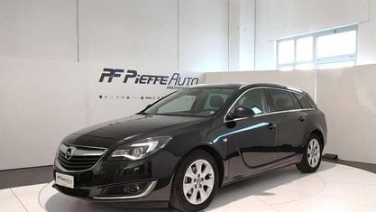 Begagnad Opel Insignia Cosmo 136 HK (100 kW) 2016 Svart Kombi