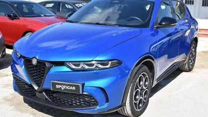 Usata 2024 Alfa Romeo Tonale Sprint SUV | 32.900 € (Buon prezzo)