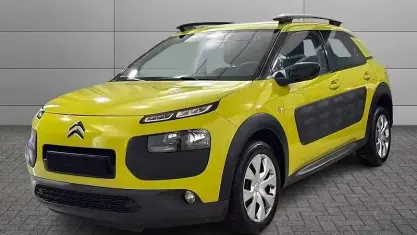Używany Citroën C4 Shine 99 KM (72 kW) 2015 Żółty SUV