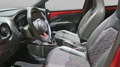 Usata Toyota Aygo X Active 72 CV (52 kW) 2022 Bianco SUV