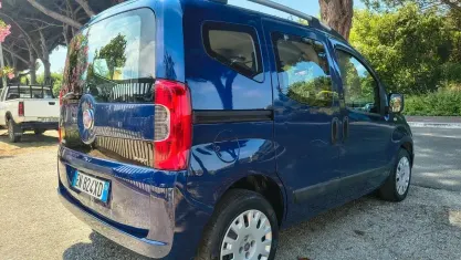 Usata Fiat Qubo Trekking 75 CV (55 kW) 2012 Bluazzurro Monovolume