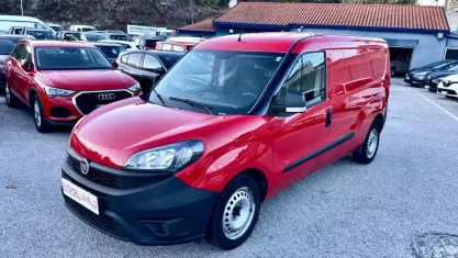 Usata Fiat Doblò 120 CV (88 kW) 2021 Rosso Monovolume