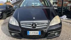 Nero Usata 2011 Mercedes A180 Avantgarde Tre volumi | 4990 € (Buon prezzo)