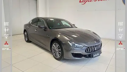 Usata Maserati Ghibli GranLusso 430 CV (316 kW) 2021 Grigio scuro Berlina