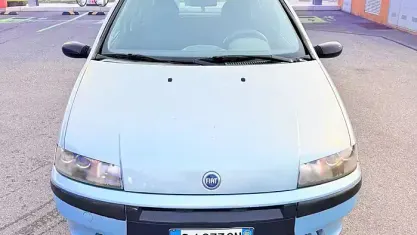 Usata Fiat Punto 60 CV (44 kW) 2001 Blu Utilitaria
