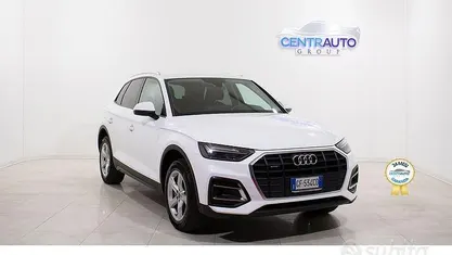 Usata Audi Q5 Business 204 CV (150 kW) 2021 Bianco SUV